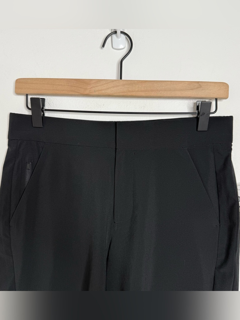 Athleta Tribeca Bermuda 9” Short Black Sz 0 MWT Athletic Stretch Lightweight - Picture 4 of 16